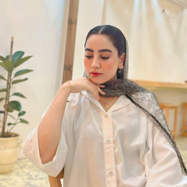 فاطمه برومندی - طراح فرانت‌اند و UI/UX